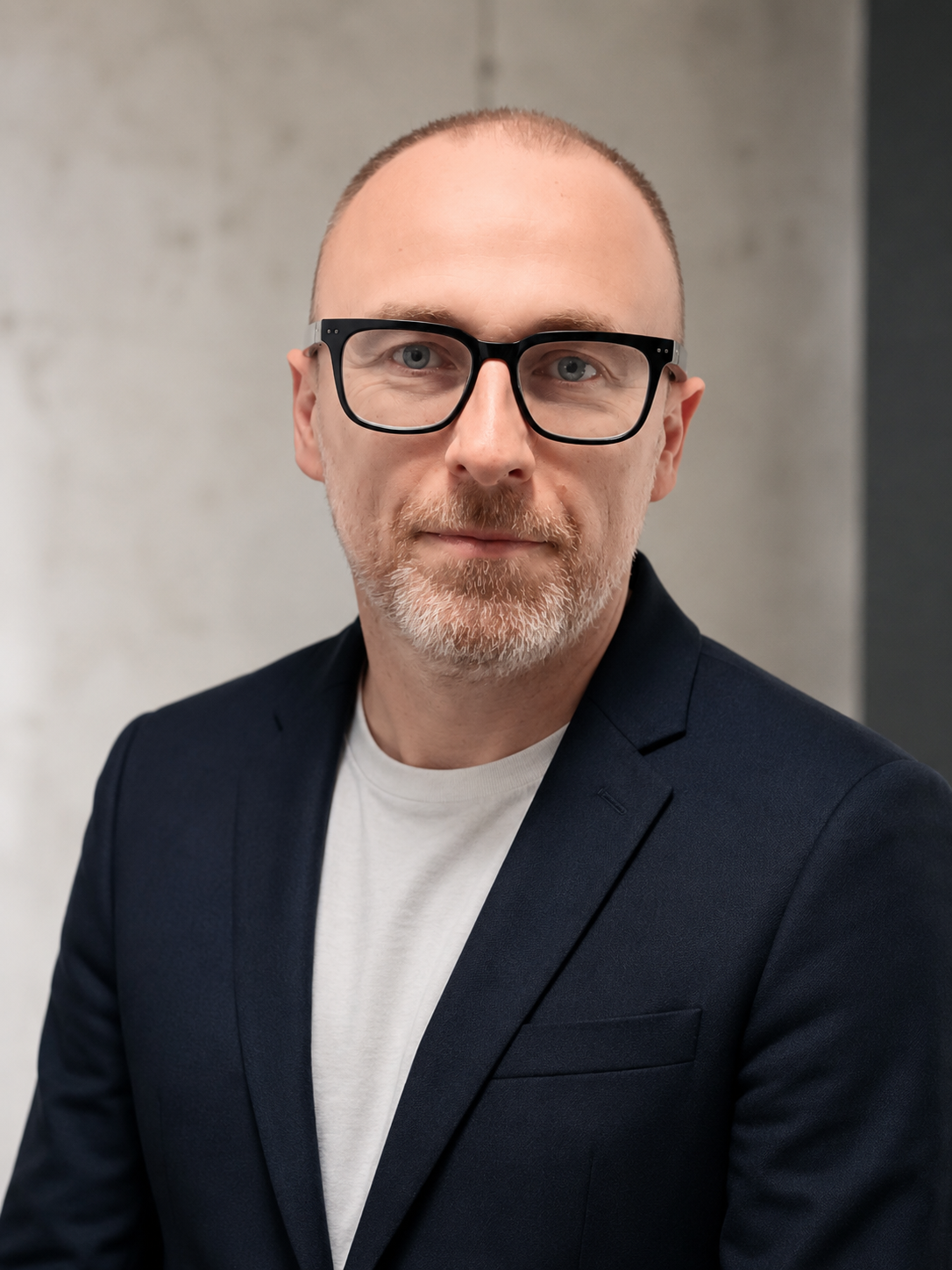 Peter Low Director at Henderson Warnock
